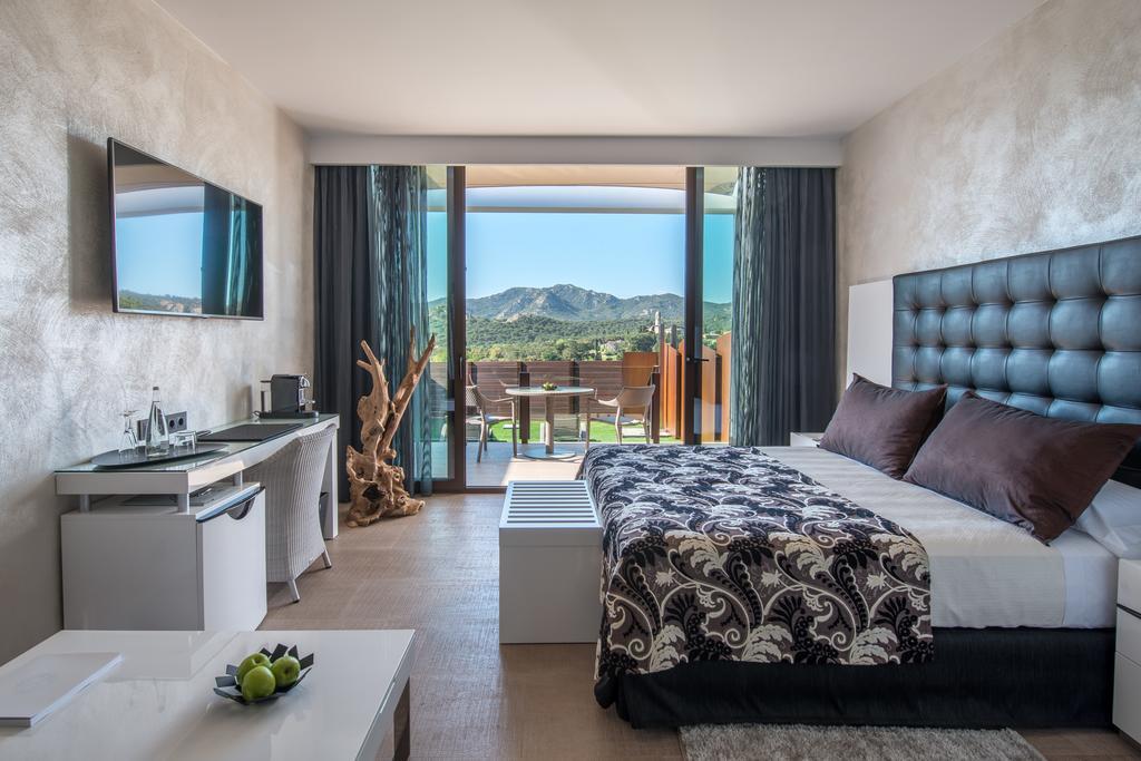 Suites Natura Mas Tapiolas Santa Cristina d'Aro Chambre photo